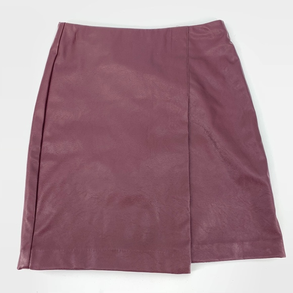 Bar III Dresses & Skirts - 🌵 Bar III Faux Leather Mini Skirt
